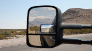 آینه یدک‌کش آفرودی